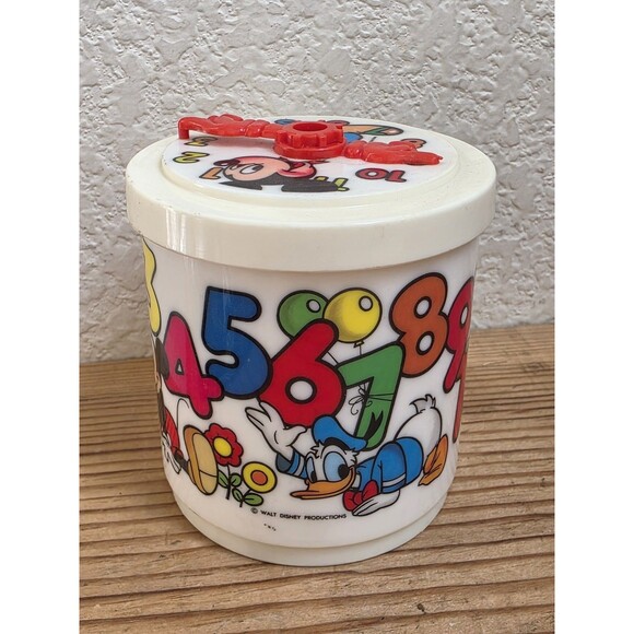 Vintage Walt Disney Mickey Mouse & Friends Plastic Cup w Clock Lid Superseal - Picture 6 of 15